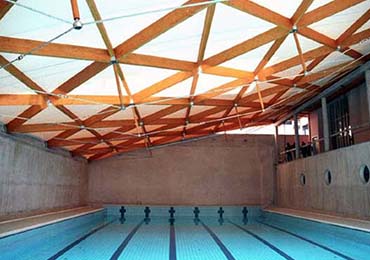 Coperture per piscine e tensostrutture geodediche sportive
